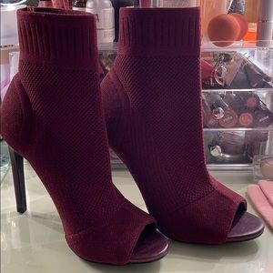 Never worn , brand new .